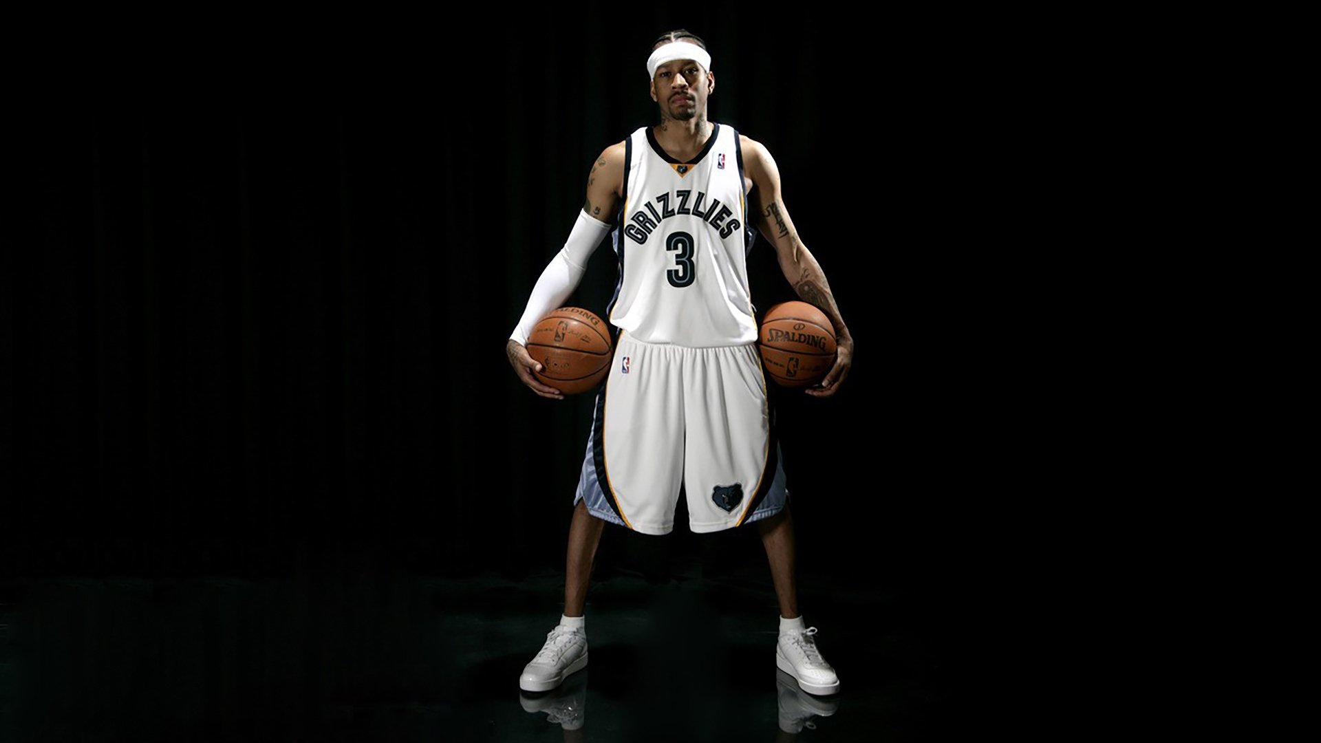 温网2024，阿尔卡拉斯卫冕成功，斯瓦泰克首夺草地大满贯